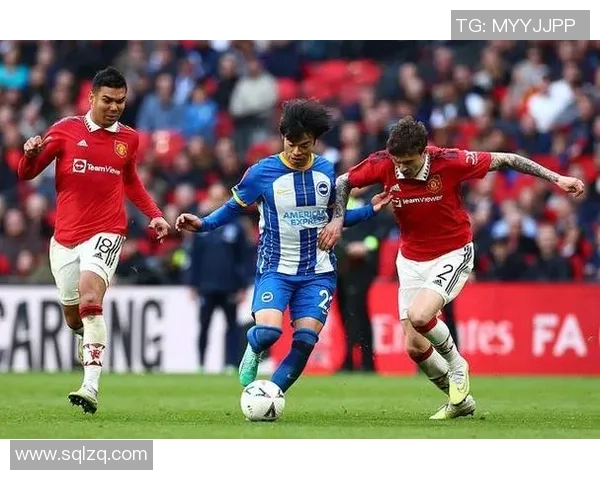 全球挑战赛回顾FPX展现强大实力与团队默契的精彩表现