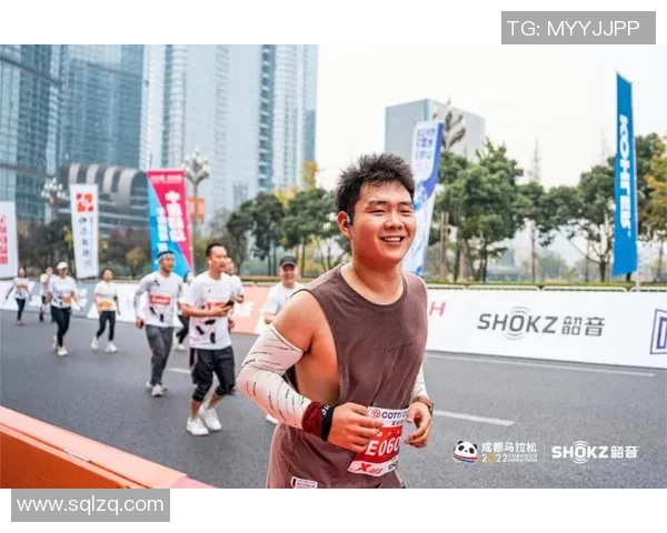 城市马拉松特别报道成都滑板队如何在赛道上追逐梦想与荣耀