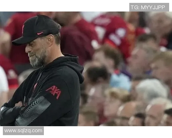 曼联与巴黎激战正酣比分揭晓引发球迷热议与期待